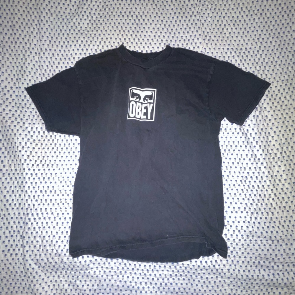 Black obey skate tee